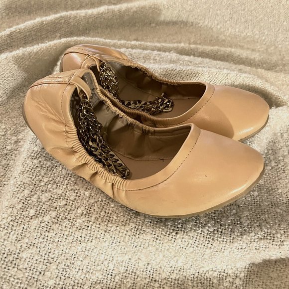 Shoes - Ballet Flats w/Gold Ankle Chains